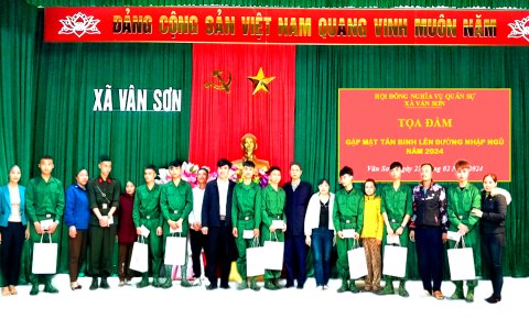 Xã Vân Sơn: Gặp mặt động viên tân binh lên đường làm nhiệm vụ bảo vệ Tổ quốc năm 2024